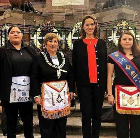 join-the-illuminati-world-of-fame-big-1