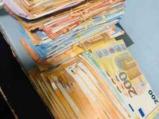 we-sell-banknote-cloned-cards-passport-visadriving-licenseid-cardsmarriage-certificatesdiplomas-etc